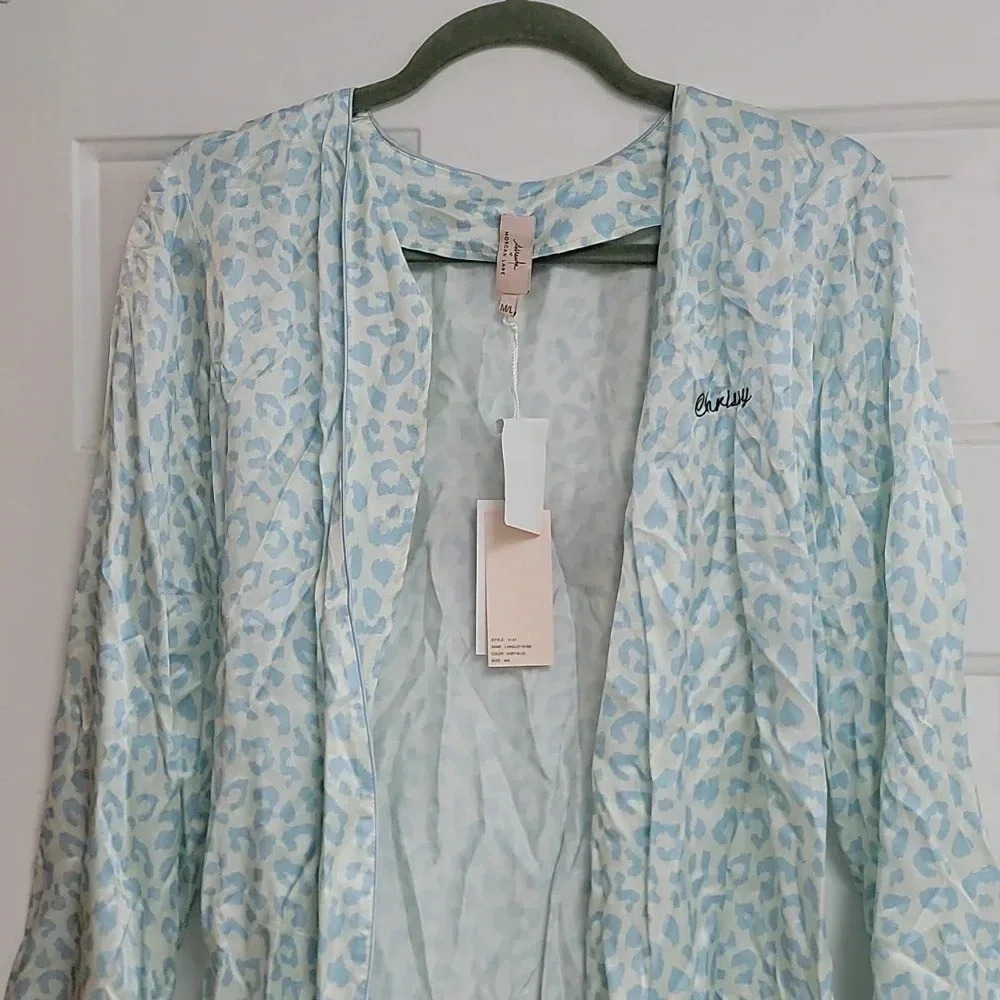 MORGAN LANE Langley Short Robe - Picture 2 of 9